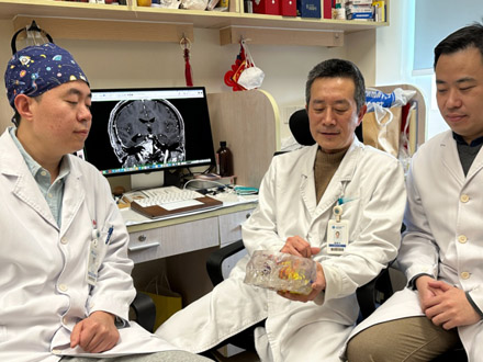 小伙顱內拳頭大腫瘤，3D打印精準手術切除