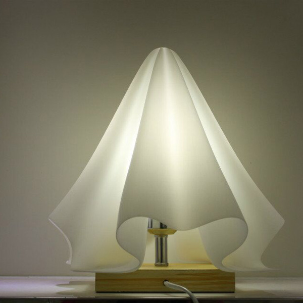 某高校藝術學生設計燈罩畢業作品3D打印模型展示