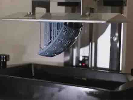 研究人員受墨魚啟發開發智能且堅固的3D打印防彈衣